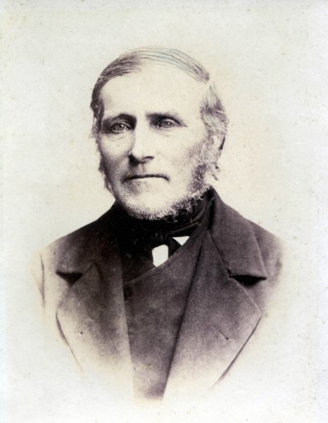 photo2.jpg