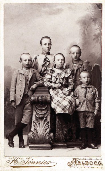 photo3.jpg