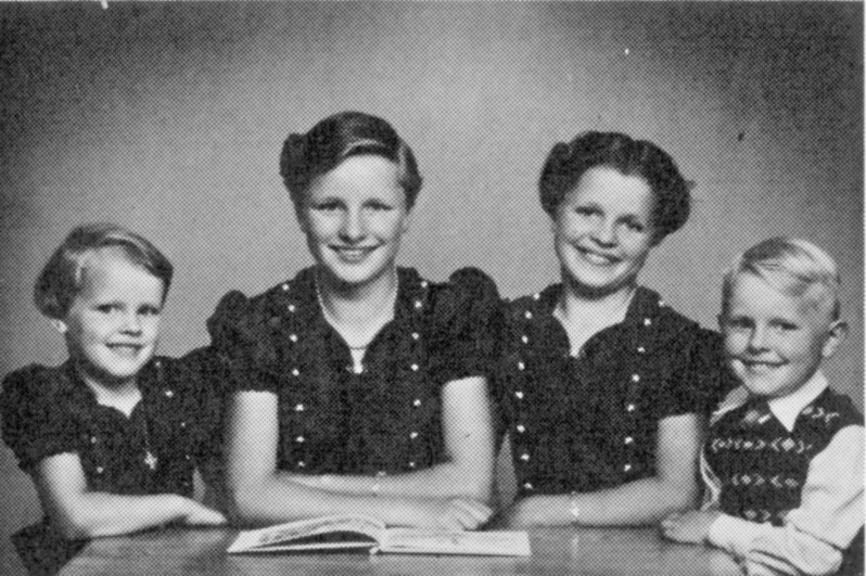 Niels Jrgensen P8343 og Erna Kirstine Nielsen P8344 - Brn.