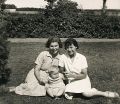 092 P6 Thala og Gerda Lehrmann P75 Gunnar.jpg